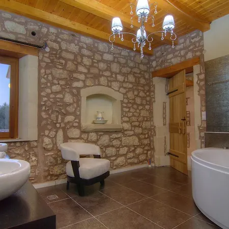 Villa Paradise *